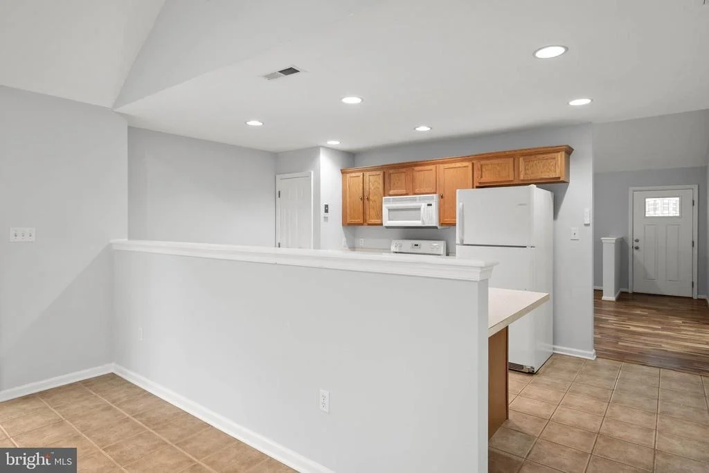 Photo of 18284 SHINGLE POINT ROAD