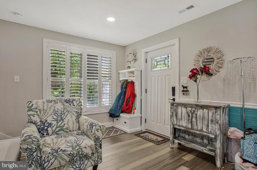 Photo of 4912 MARINERS DRIVE