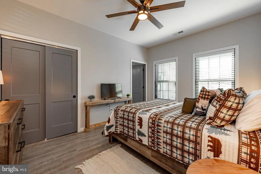 Photo of 220 BILTMORE VIEW