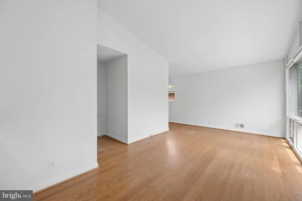 Photo of 11302 KENTON PLACE