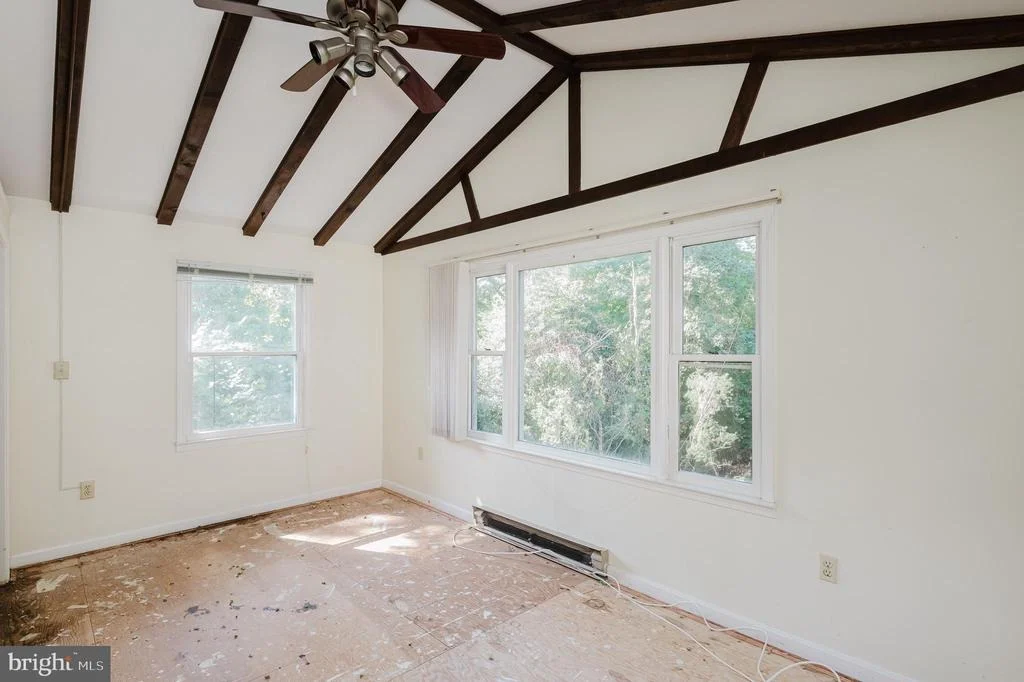 Photo of 318 BEACH DRIVE