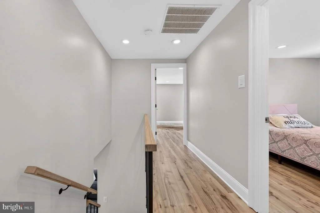 Photo of 4202 MINSTRELL LANE