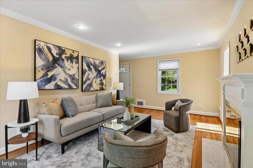 Photo of 8616 LYNBROOK DRIVE