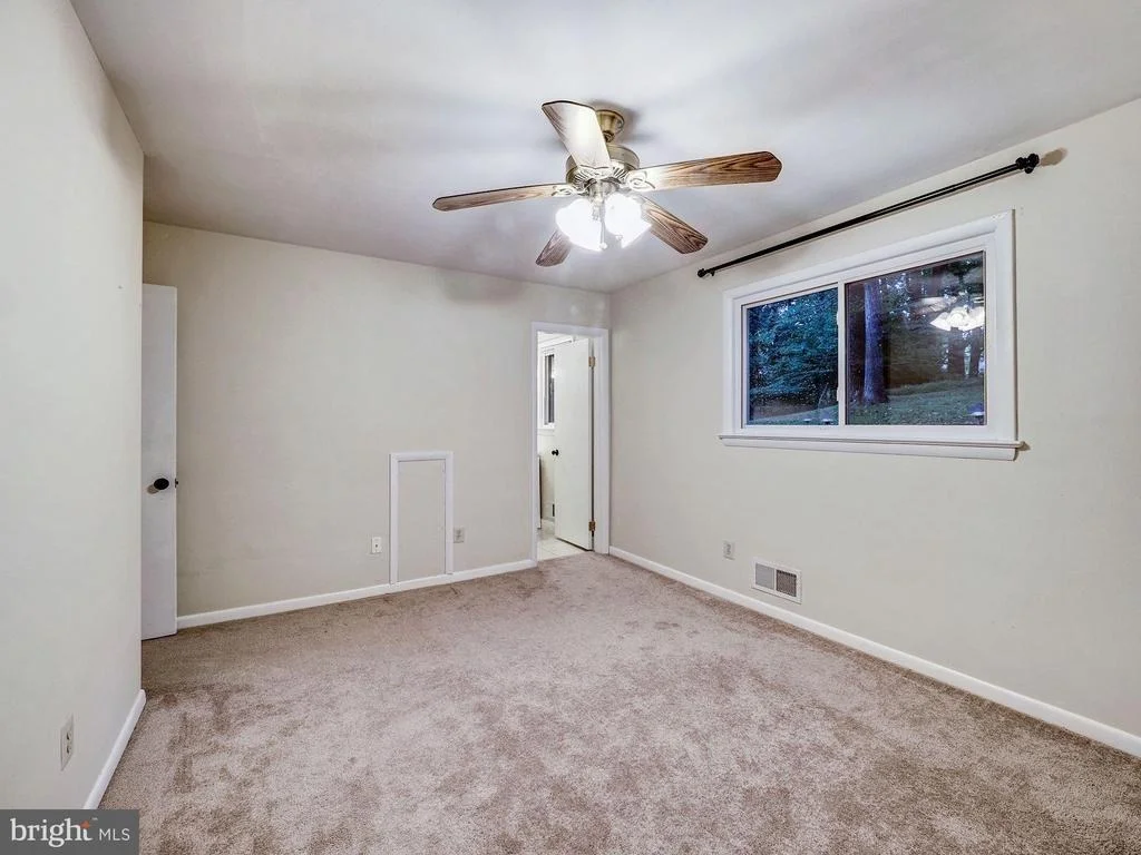 Photo of 407 WILLINGTON DRIVE