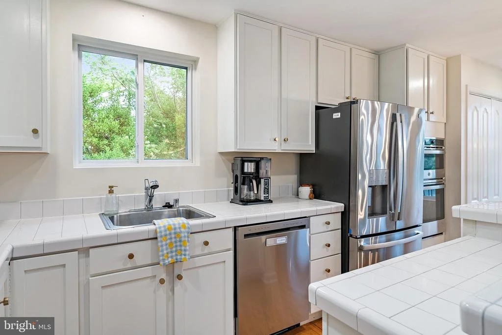 Photo of 1210 SEVERNVIEW DRIVE