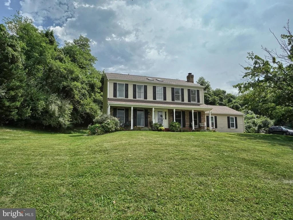 Photo of 4626 FELDSPAR ROAD