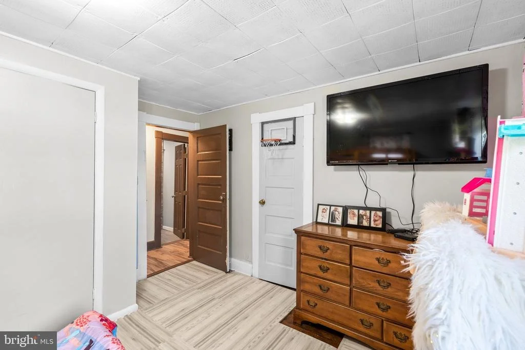 Photo of 7407 RIDGE ROAD