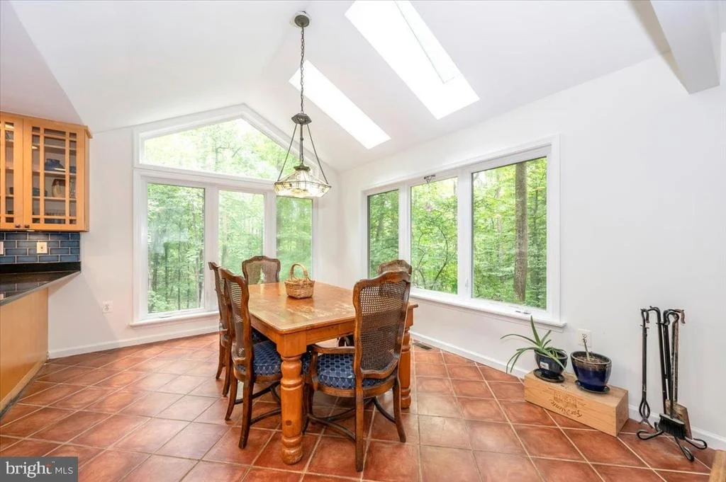Photo of 9441 HOLBROOK