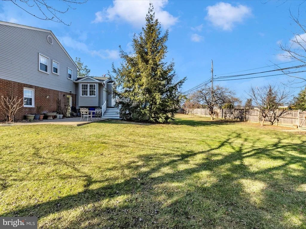 Photo of 16 KLINE BOULEVARD