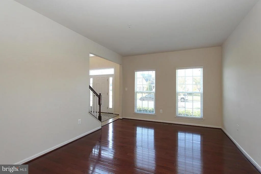 Photo of 13705 VANDERBILT WAY