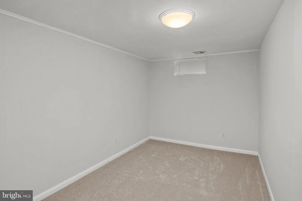 Photo of 1523 MANOR VIEW ROAD