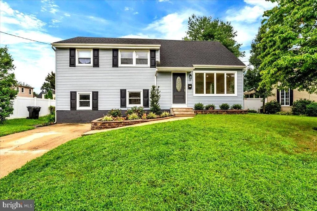 Photo of 7 COLEMAN ROAD