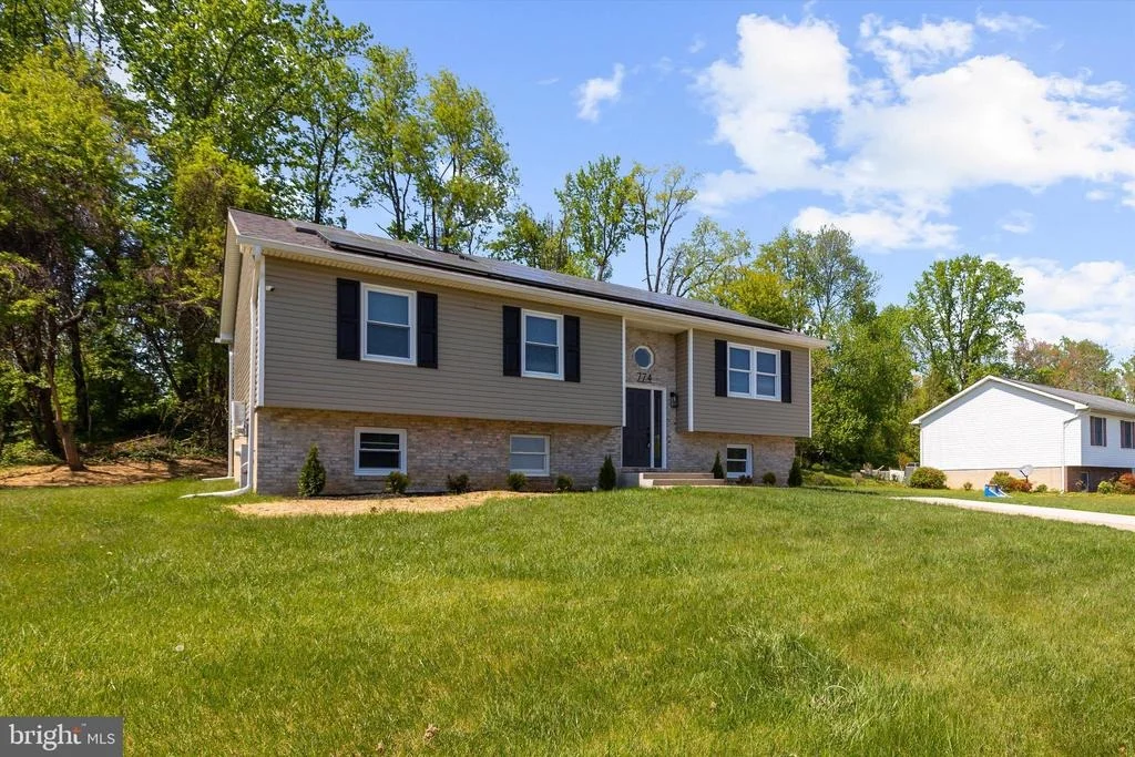 Photo of 774 EVERIST DRIVE