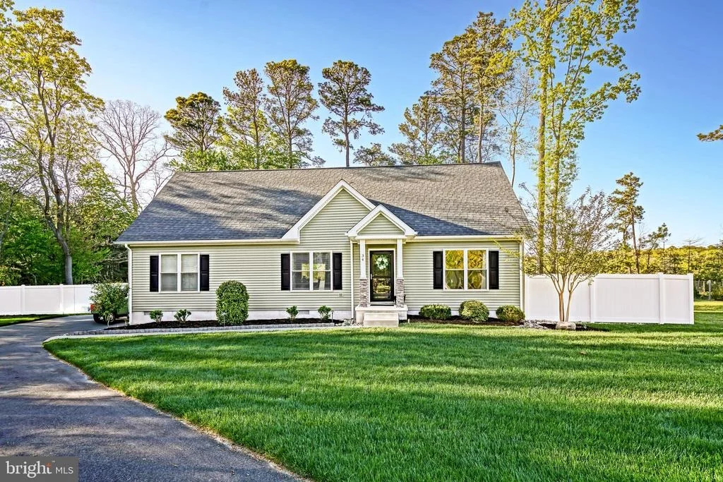 Photo of 34 BLACKWOOD DRIVE