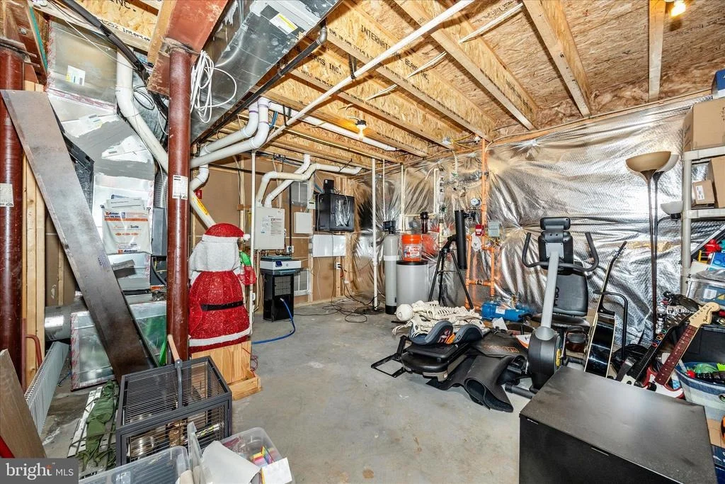 Photo of 4700 PULLER DRIVE