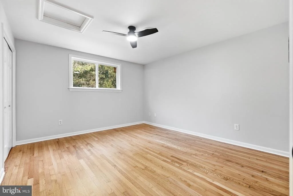 Photo of 28405 HONEYSUCKLE DRIVE