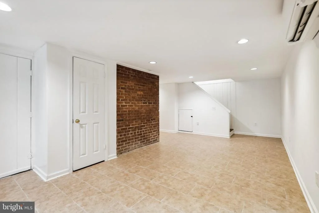 Photo of 1801 ASHTON ROAD