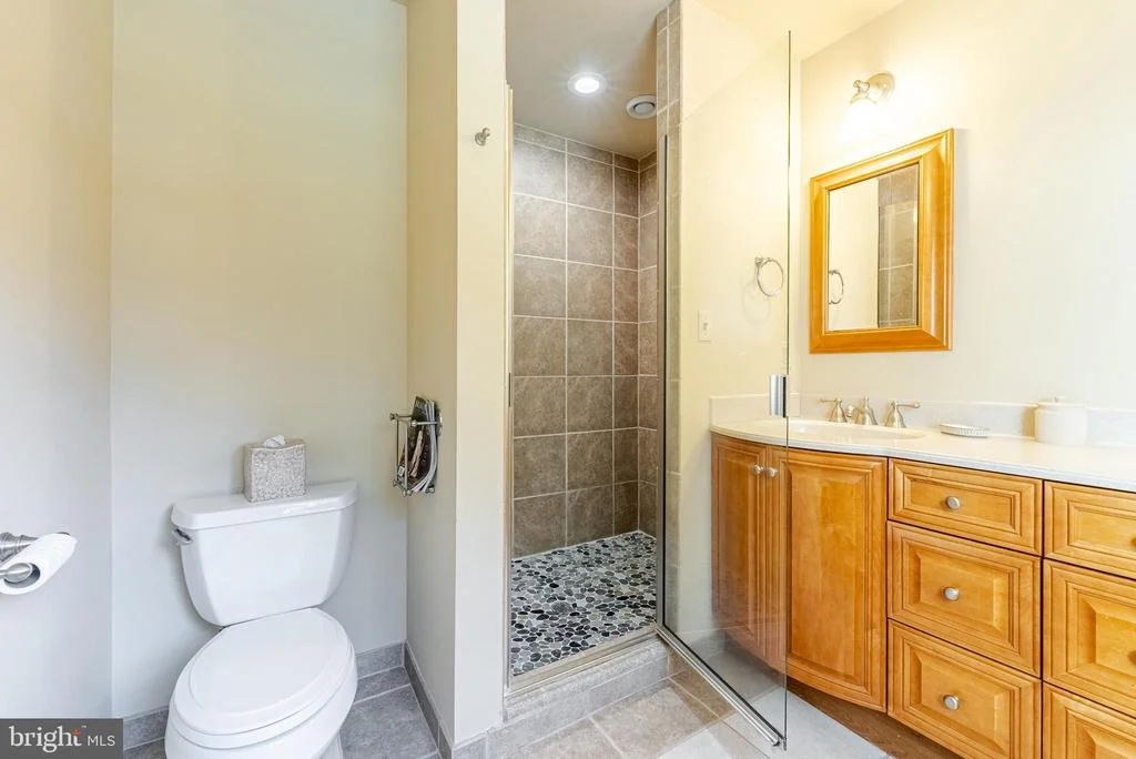 Photo of 2510 JONATHAN ROAD