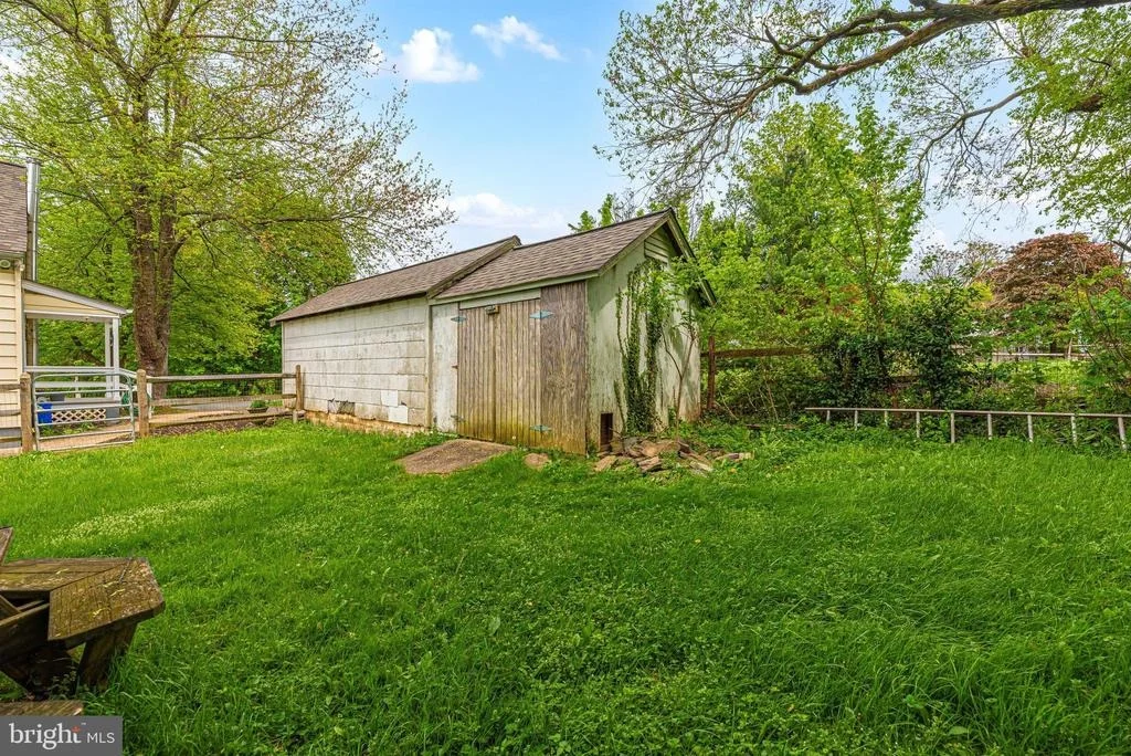 Photo of 9510 PLEASANT PLAINS ROAD