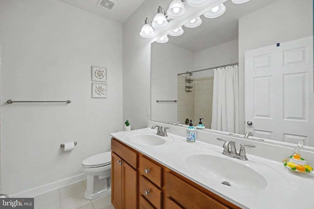 Photo of 15099 GRACE PLACE