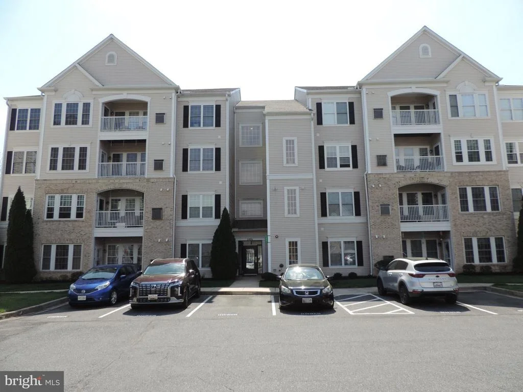 Photo of Unit 9 at 1401 JOPPA FOREST DRIVE