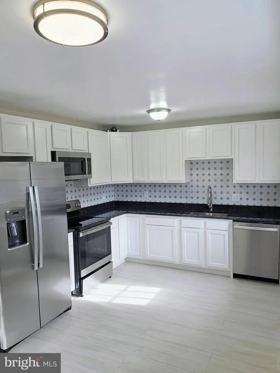 Photo of 10095 MARSHALL CORNER ROAD