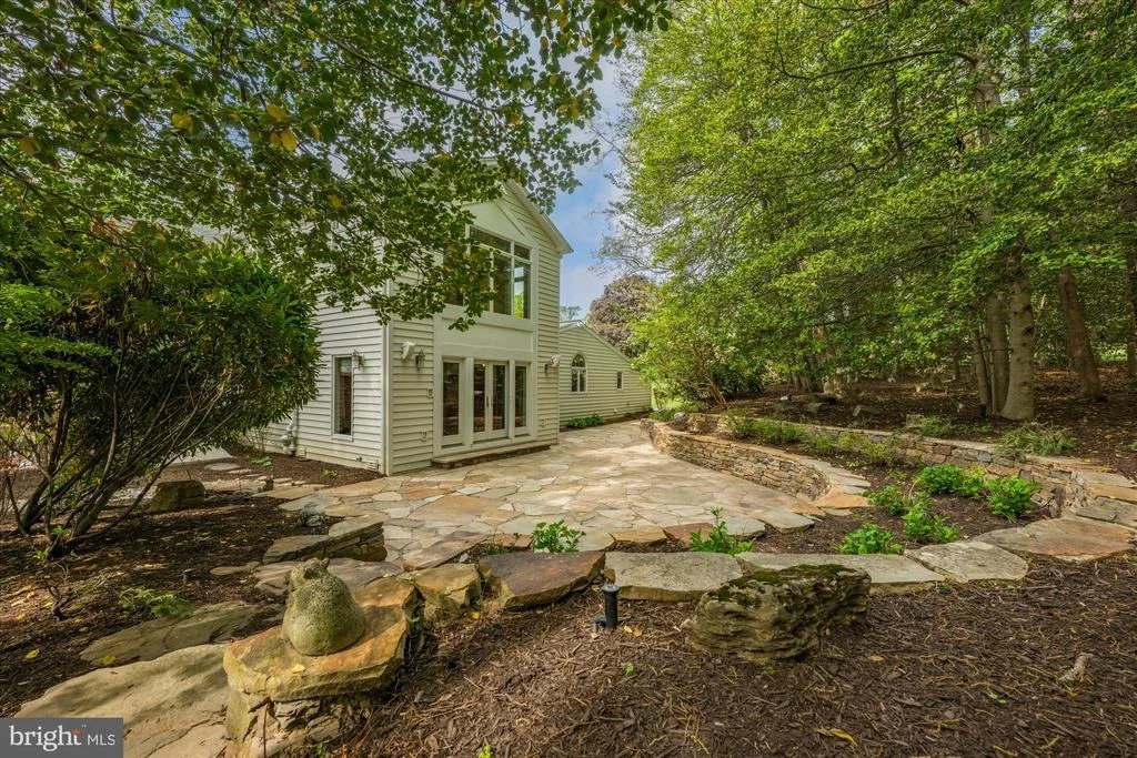 Photo of 7908 FOXHOUND ROAD