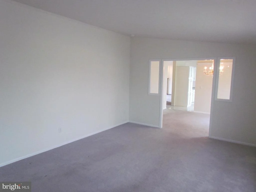 Photo of 402 MOORE PLACE