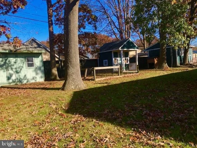 Photo of 1110 HAMLIN ROAD
