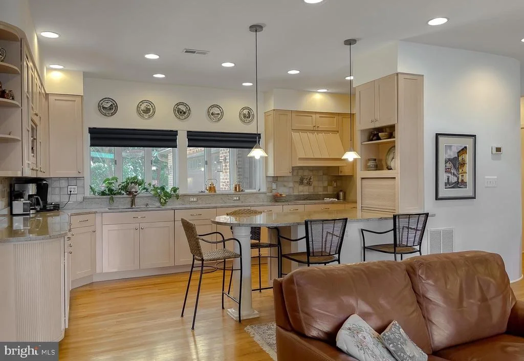 Photo of 369 DEER DRIVE