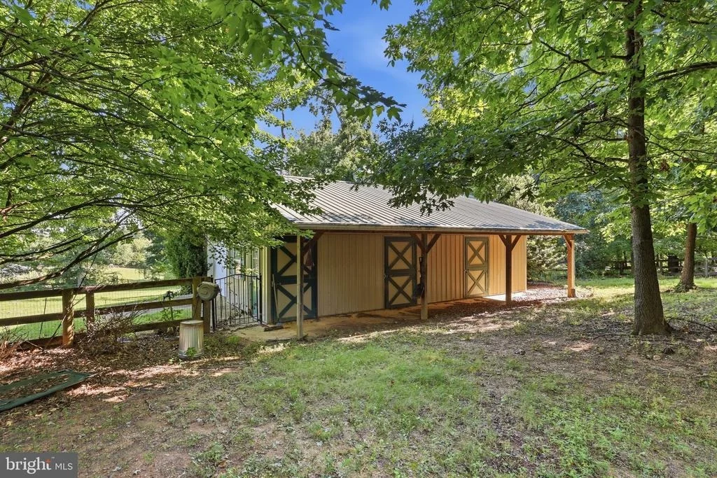 Photo of 12245 WARNER ROAD