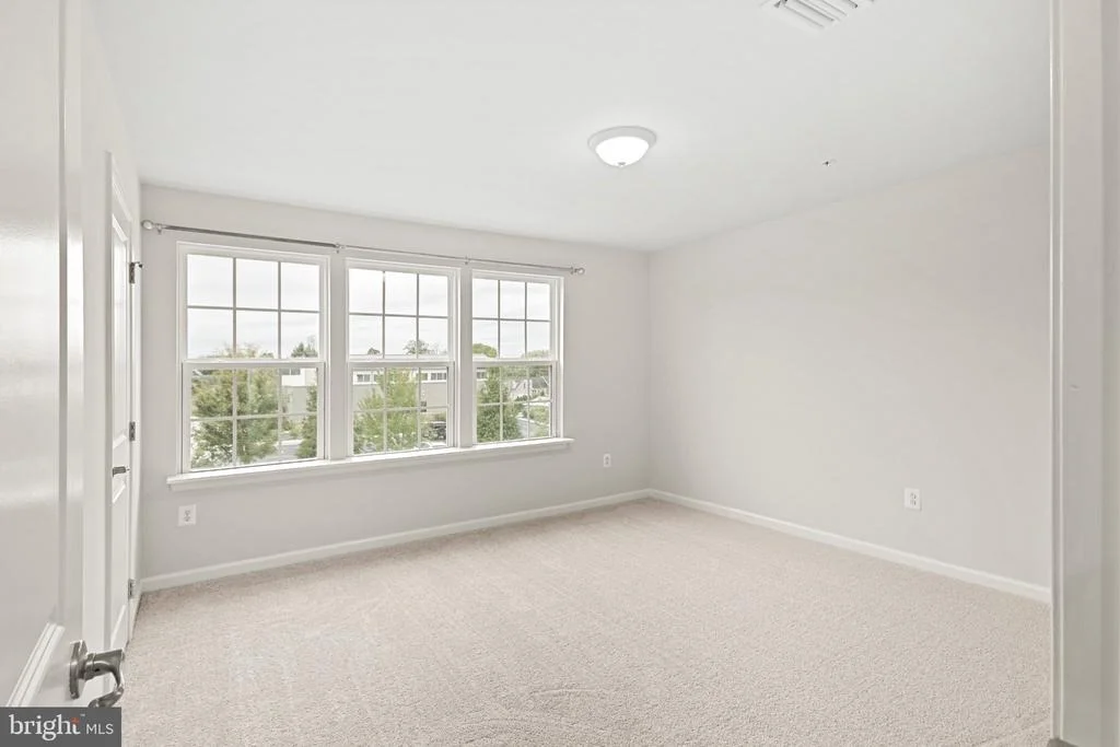 Photo of 12 DEAN LANE