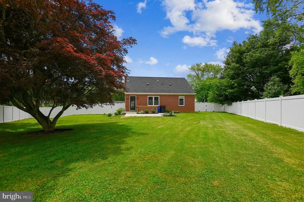 Photo of 122 BERTIE AVENUE