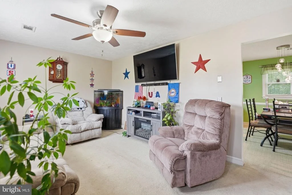 Photo of 8398 KIRTLEY TRAIL