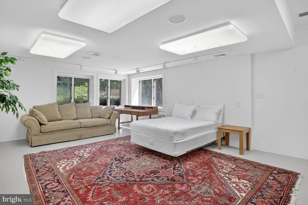 Photo of 10801 BALANTRE LANE