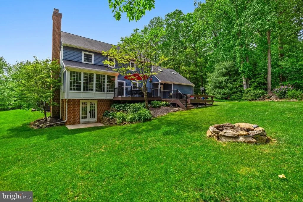 Photo of 1010 OLD BARN ROAD