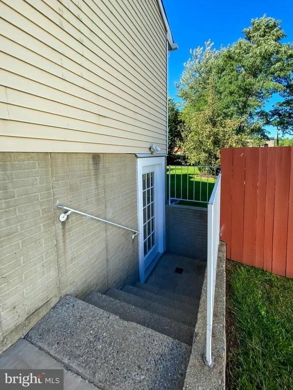 Photo of 233 SAVAGE ROAD