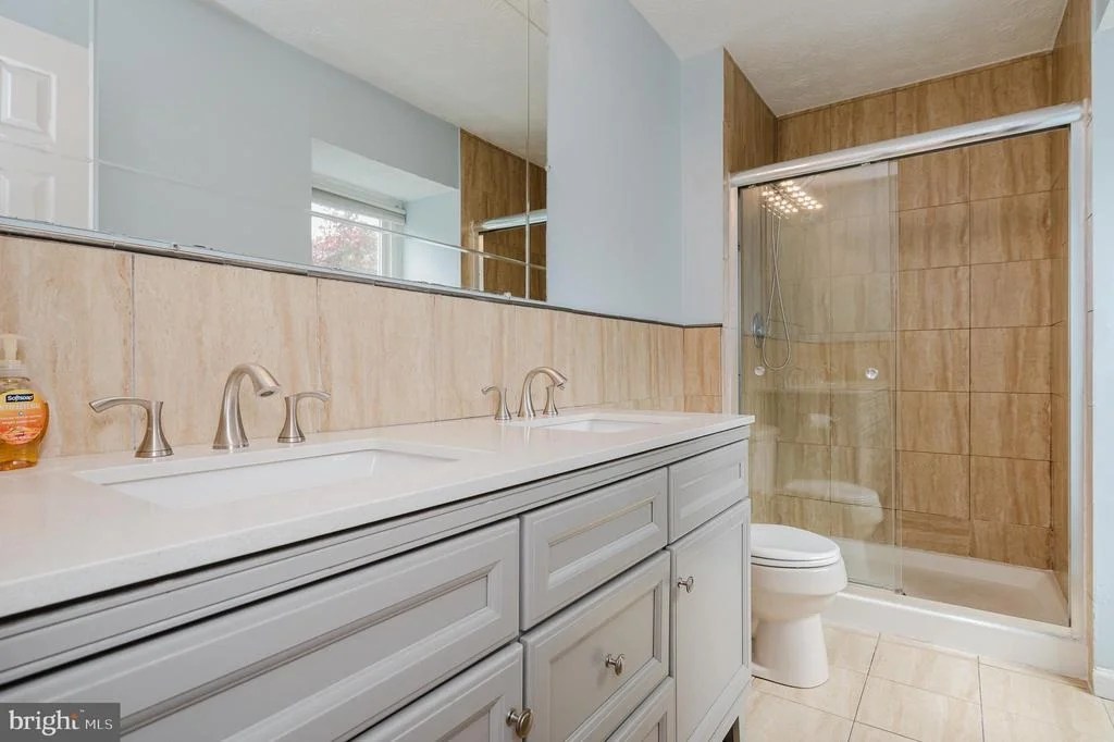 Photo of 414 ABBEY CIRCLE