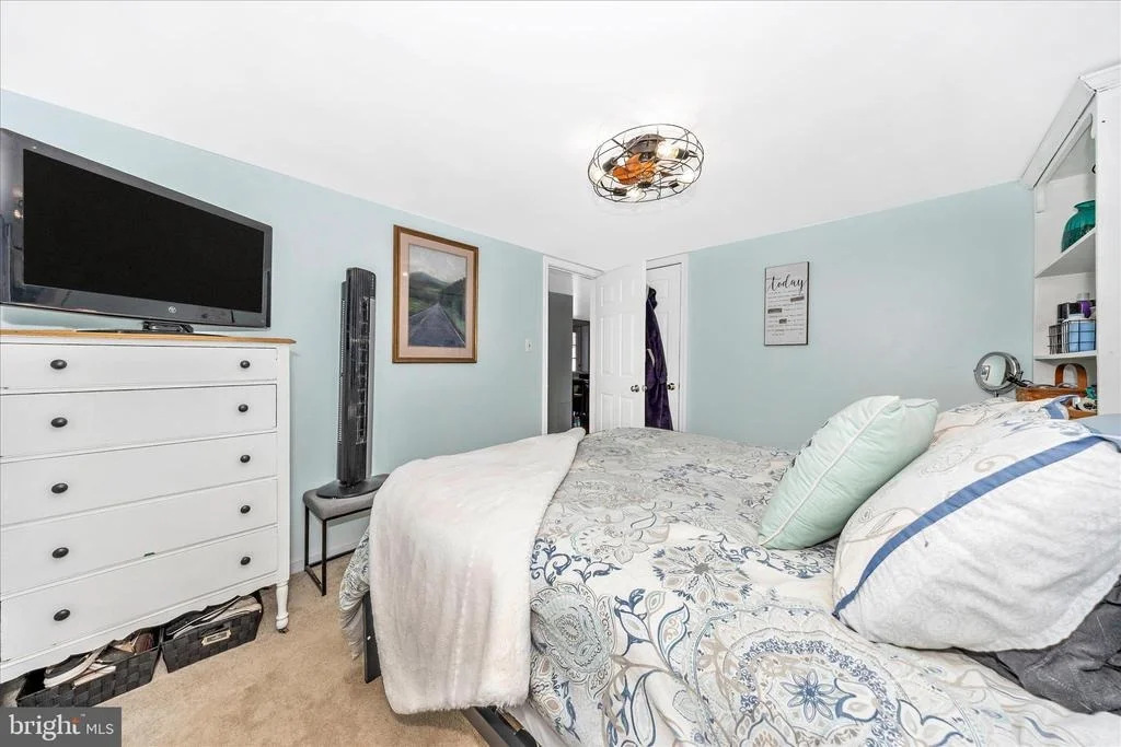 Photo of 5618 BARTONSVILLE ROAD