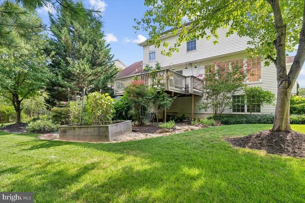 Photo of 1037 LINDFIELD DRIVE