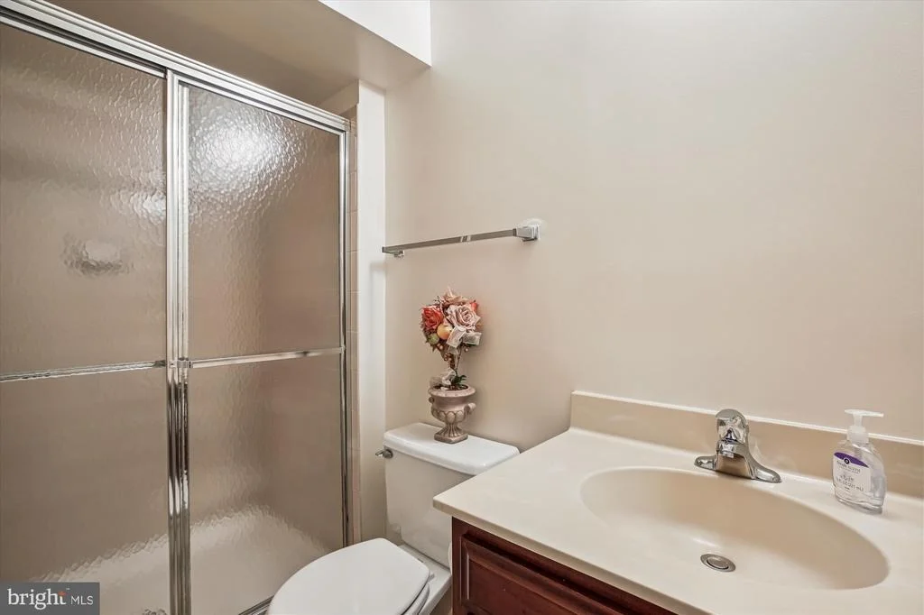 Photo of 9537 FOX HOLLOW