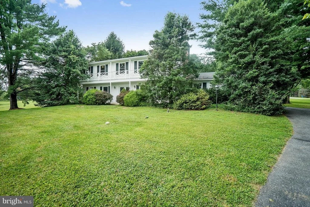 Photo of 9448 LOVAT ROAD