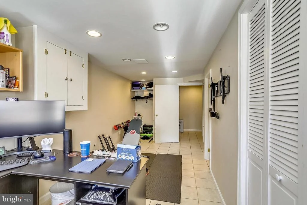 Photo of 816 HILLSBORO DRIVE
