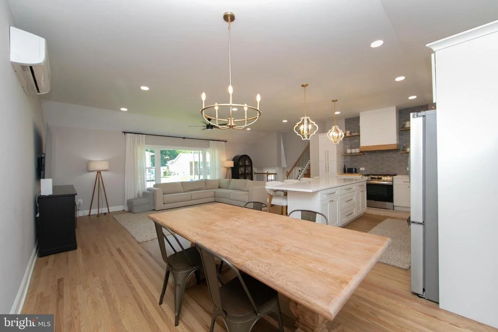 Photo of 507 HOWARD ROAD