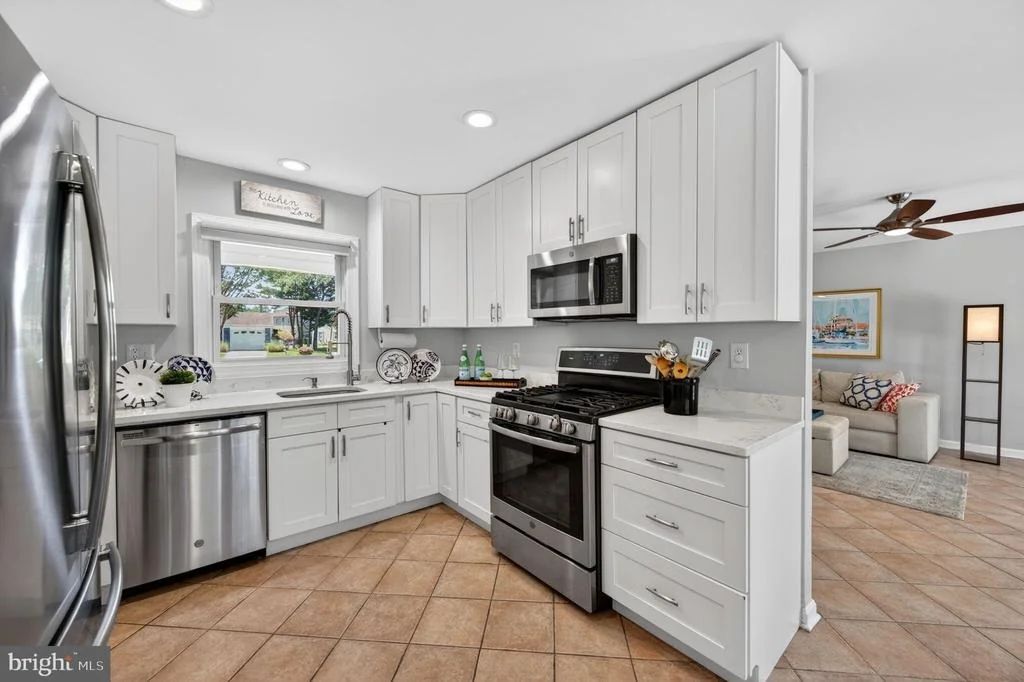 Photo of 3905 CARVEL LANE