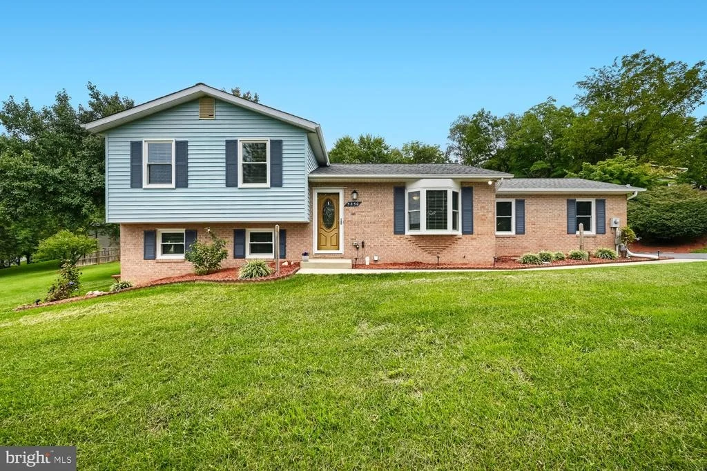 Photo of 5350 POMMEL DRIVE