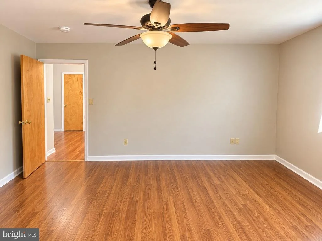 Photo of 23719 HENRY ROAD
