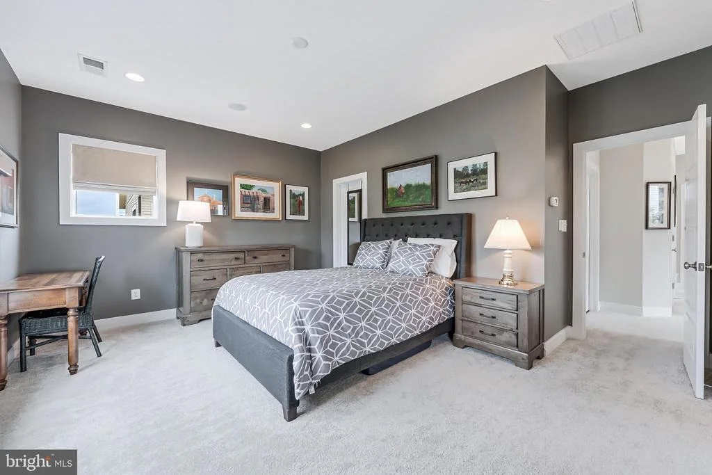 Photo of 802 VINE STREET