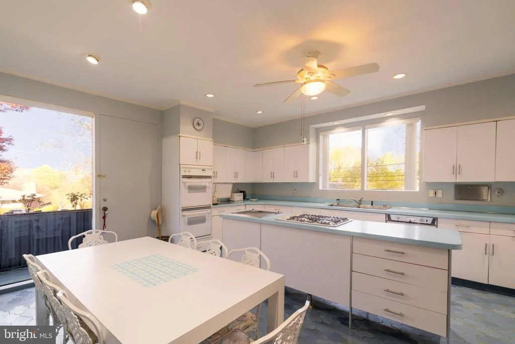 Photo of 3201 PAULINE DRIVE