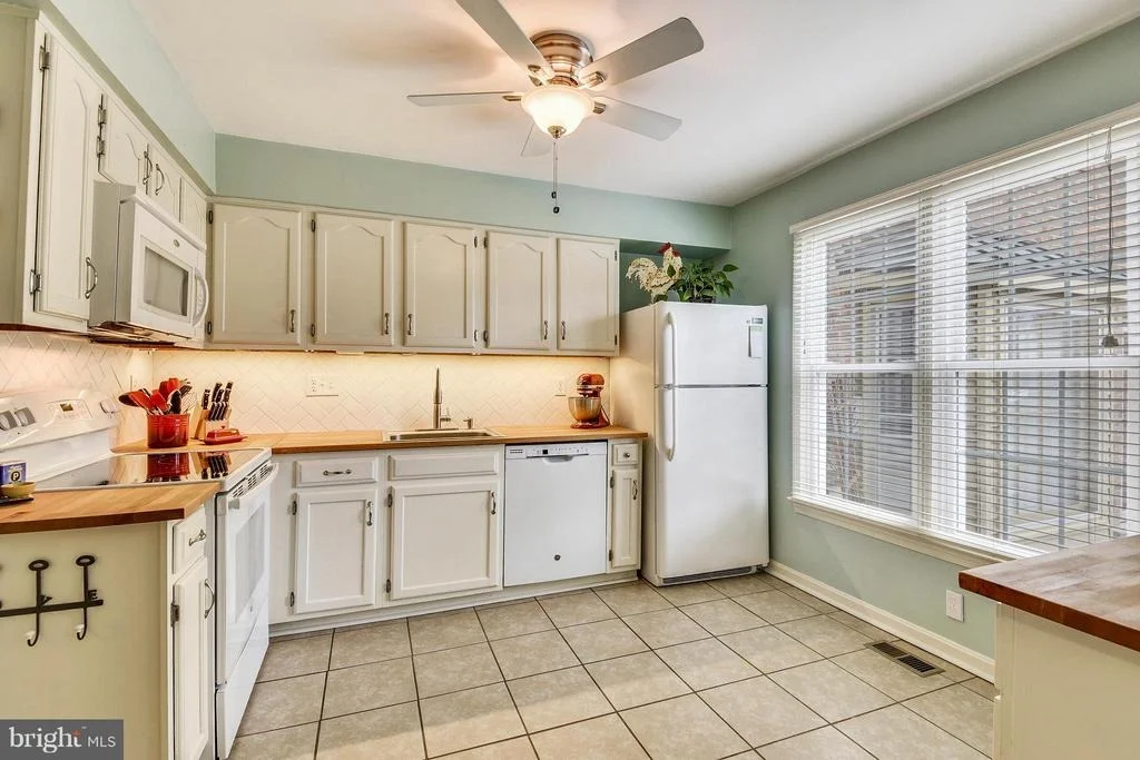 Photo of Unit 21 at 1006 WINDRUSH LANE